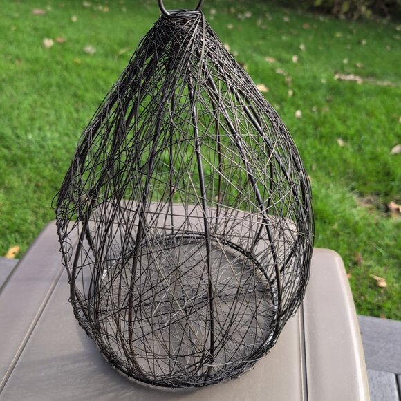 Wire Birdhouse Indoor Or Outdoor Decorative Or For Actual Use - Picture 6 of 6